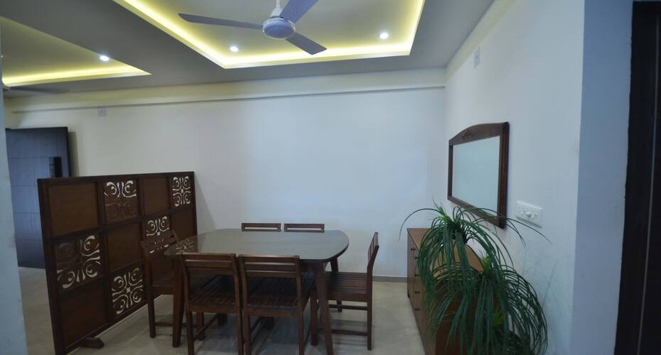 Atlantic Service Apartment 3, Vadodara 4